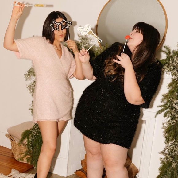 BNWT Smash + Tess' The Tinsel Skorty in Pink retails for $155. - Picture 10 of 13